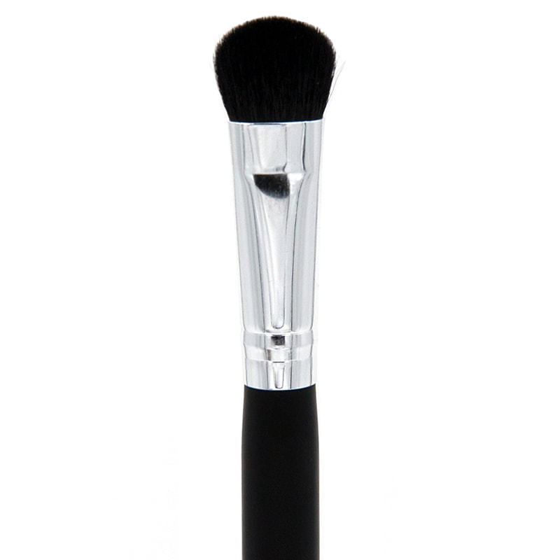 Crown Professional Jumbo Shadow Brush - Image 2