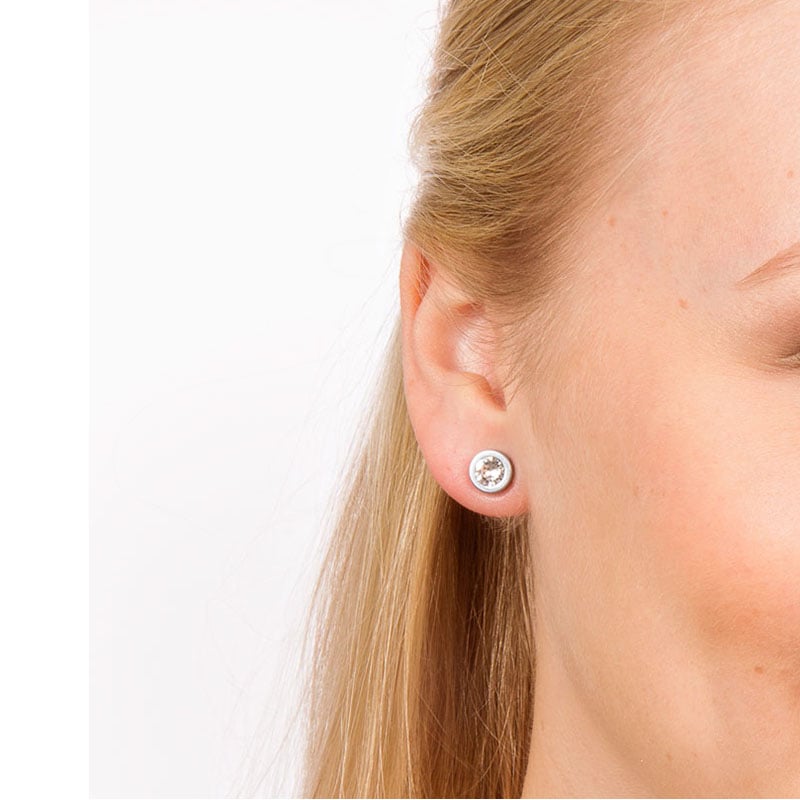 Blomdahl Silver Titanium Earrings - Crystal Grand Bezel - Image 2