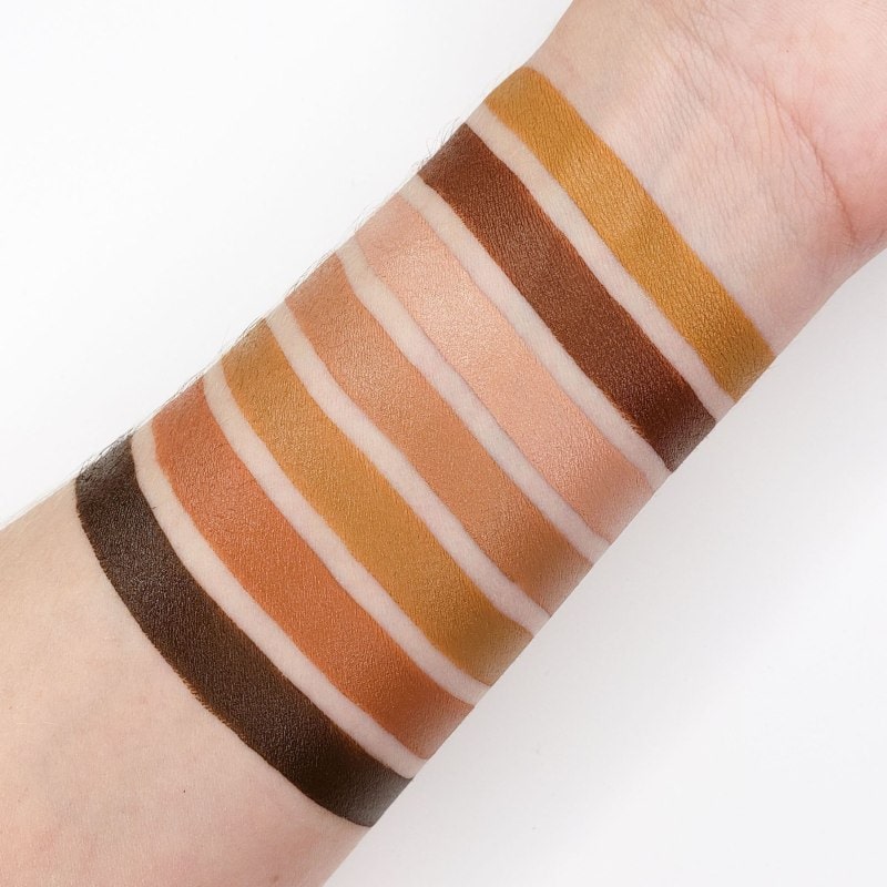 Crown 15 Colour Crème Foundation Palette - Image 3