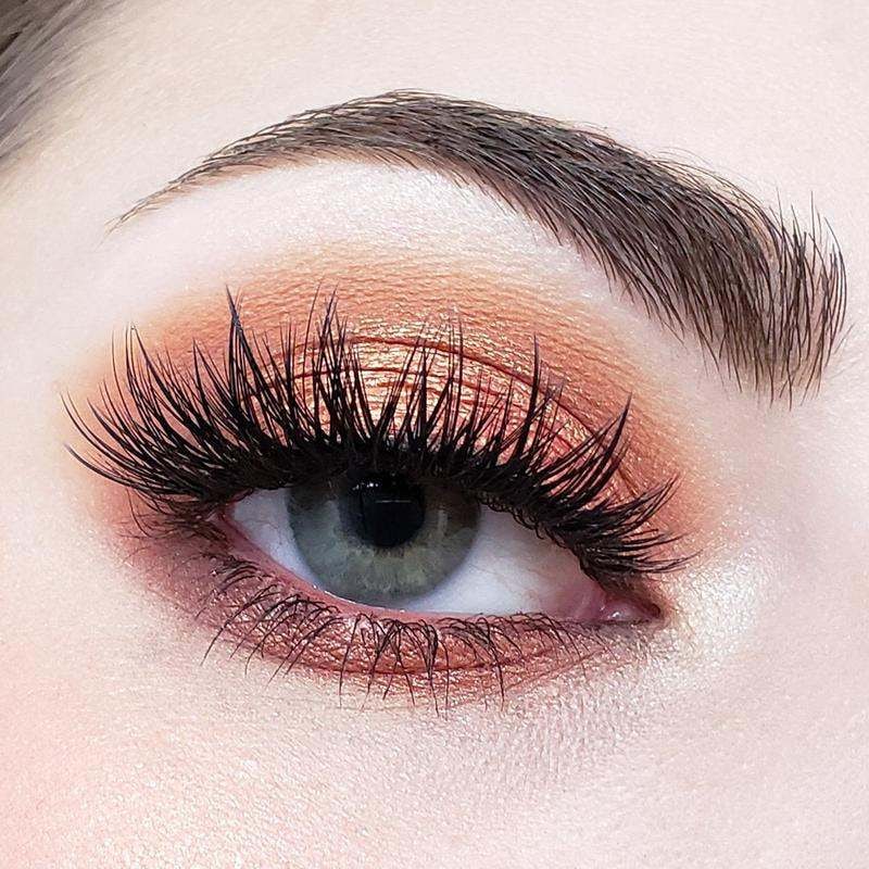 Crown 10 Colour Fuego Eyeshadow Palette - Image 4