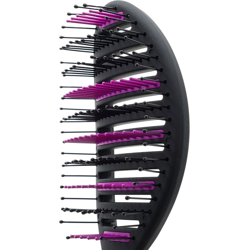 WetBrush Purifying Charcoal Speed Dry Brush - Image 3