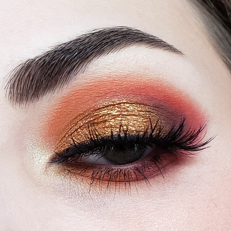 Crown 9 Colour Autumn Eyeshadow Palette - Image 3