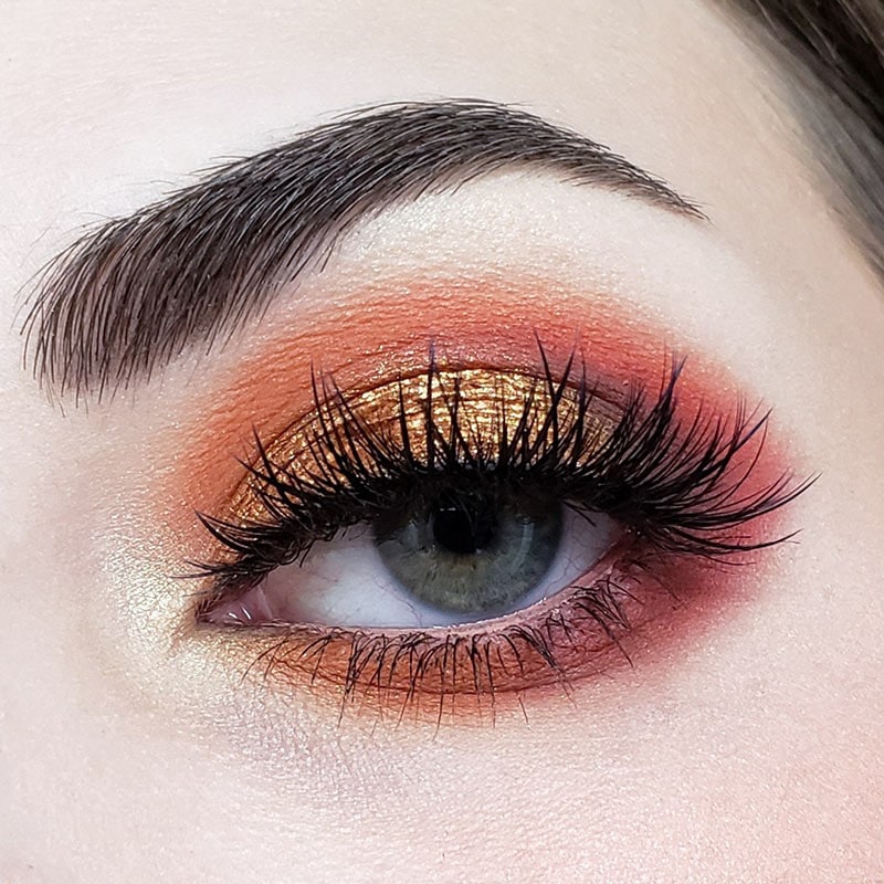 Crown 9 Colour Autumn Eyeshadow Palette - Image 4